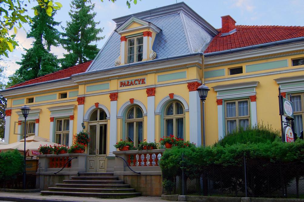 Pensjonat Palacyk Bed & Breakfast วานซุท ภายนอก รูปภาพ